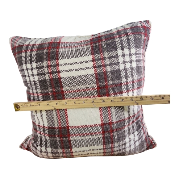 Envogue Holiday Plaid Throw Pillows Set of 2 Red Gray White - Picture 9 of 9